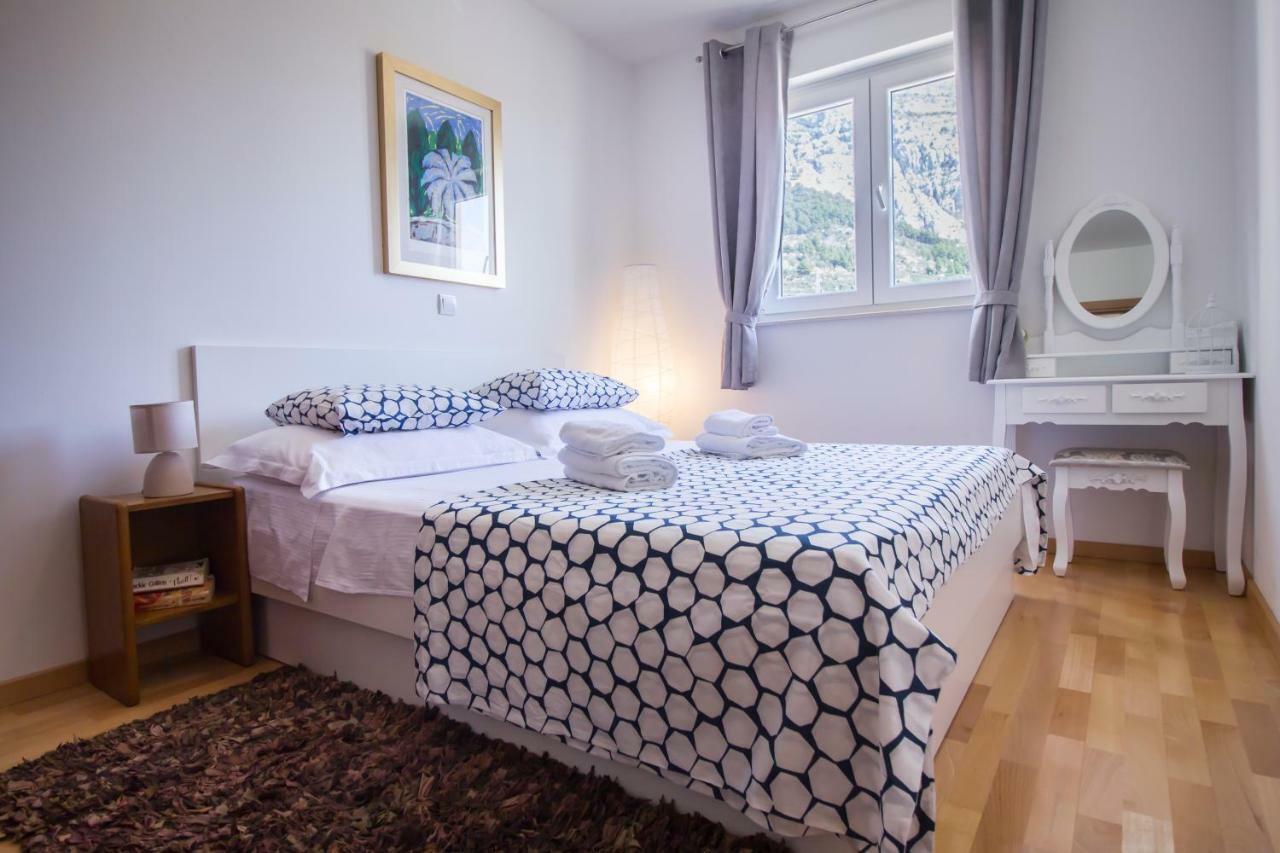 Apartment Marinovic Makarska Eksteriør bilde