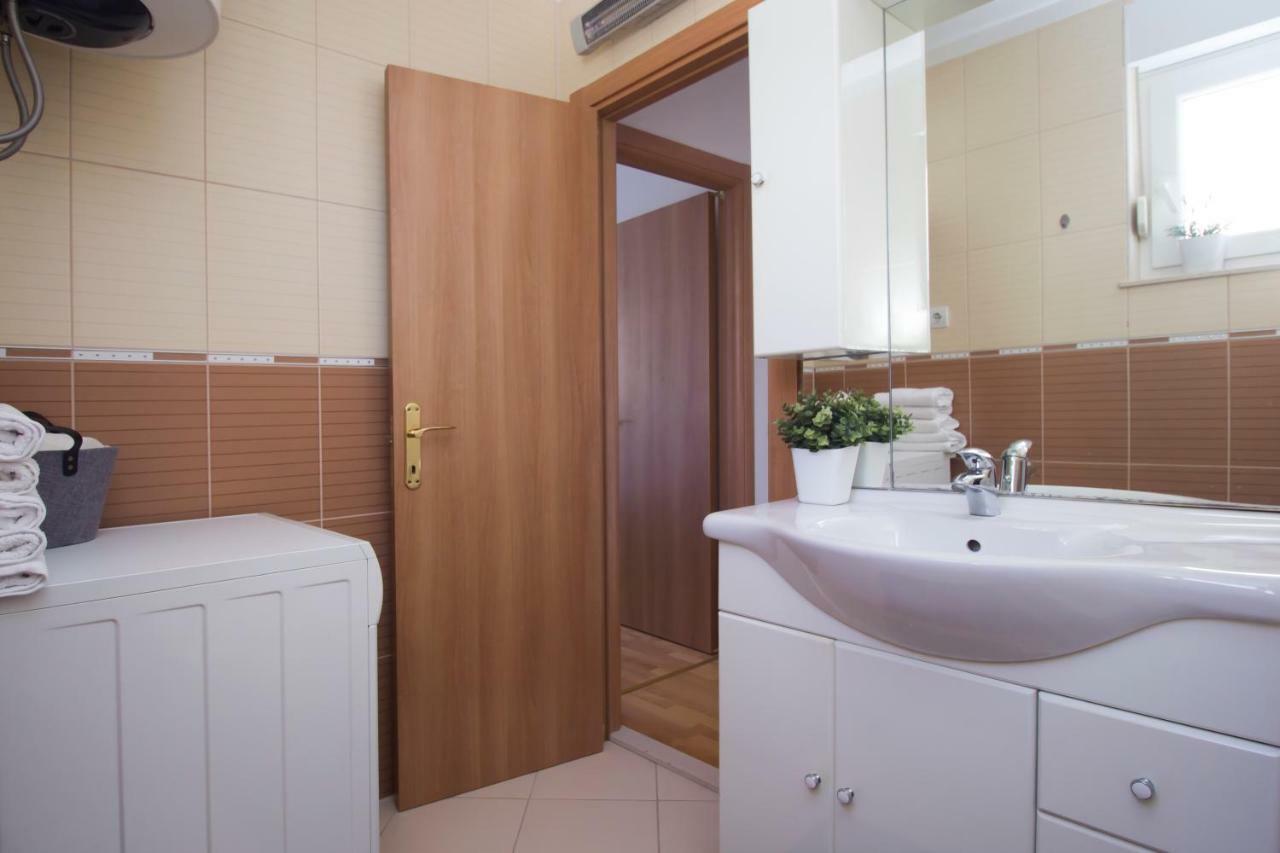 Apartment Marinovic Makarska Eksteriør bilde